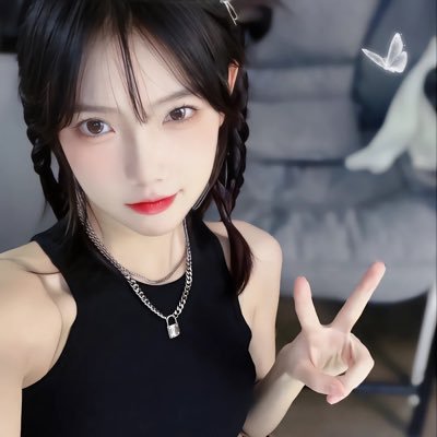 q2846335453's profile picture. 172cm 63kg。已疯