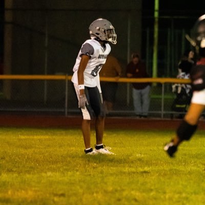Da’Kari Spencer, 5’9, ATH 132 lbs Instagram @__luhkarii Class of 2029
