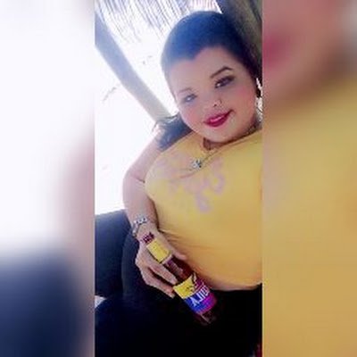 rebeca210294's profile picture. 