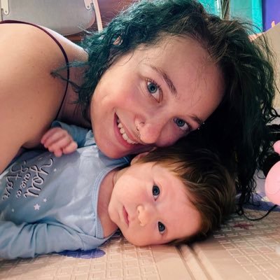 Для родителей о родительстве. У нас не осуждают, потому что нет правильного родительства. Автор этой недели - @BblXODA_HET