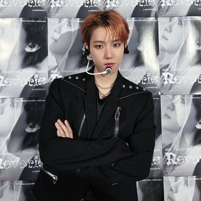 L-1485 ot9 | We are one! EXO Saranghaja!💖
Baekhyun~haechan~hanbin