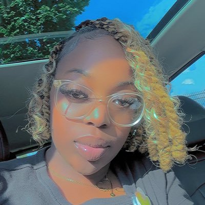 hi, my name is Susie and i’m a pending millionaire 🧚🏾♀️• rehab LPN🩺 • isaiah 60:22 🩷