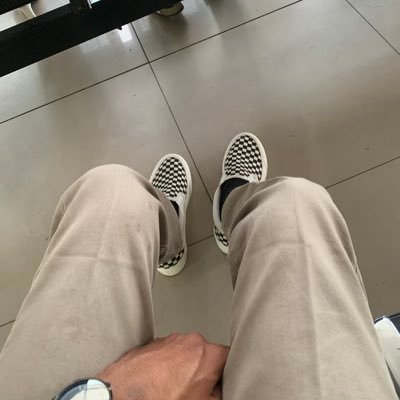 ulostloveme's profile picture. 