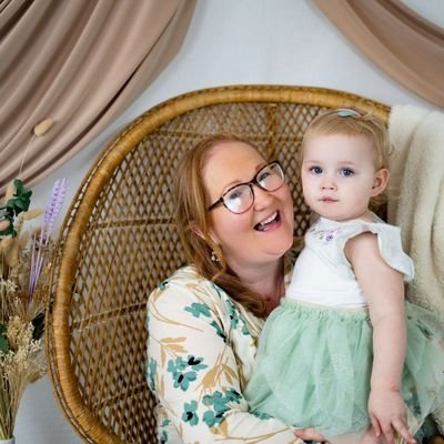 Karen5888334756's profile picture. Me, myself, and I,