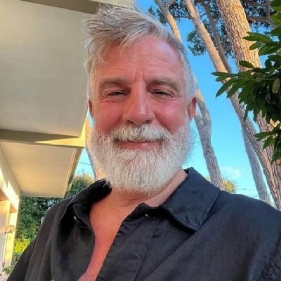 MauralSantos's profile picture. Only just seen in original