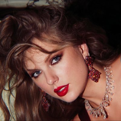 Your longest #1 source for Taylor Swift Facts, News and Updates. Turn on the notifications to make sure not to miss anything.