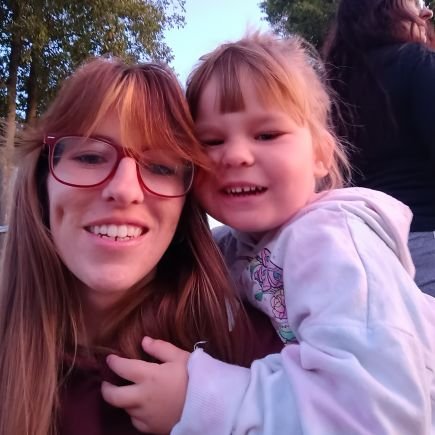 Let's see, šIm a super funky, spunky, Free Spirited,GoW/the Flo, WeiRD single Mama to a 4 yearold bossy 𤪠goofy loving daughter! Live the life you love!