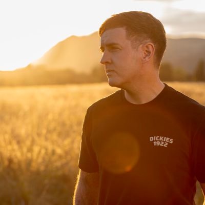Dad-Singer Songwriter-Firefighter from Scotland 🏴