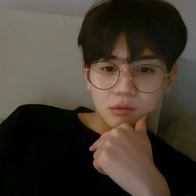 비스트 🌹 하이라이트 💡 | B2UTYLIGHT since 2011 | yang yoseob's wifeu 💛 | 2nd gen kpop enthusiast 🌟
(〃´ω`〃) anime | gojo's wifeu 🤞 | tsukino usagi 🌙
ig: ayaaasaki