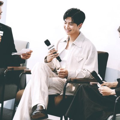 ||She/her |Ot7|
||🇮🇳 🕉️|| (Fan account)
#BTS #ARMY WE ARE NOT SEVEN WITH YOU
•Haikyuu • Anime • ANTI-SOLO • ANTI-MULTIS