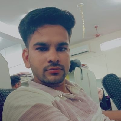 आग लगी आसमान में, झुर झुर पड़े अंगार।
गुरु ना हो ता जगत में, जळ जा तो संसार।।
