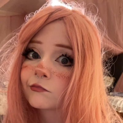 I'm a greedy, manipulative psychopath, dont expect empathy dms | 15€ tribute | | https://t.co/Q6Rh1Eg866 ask for PayPal in my dm