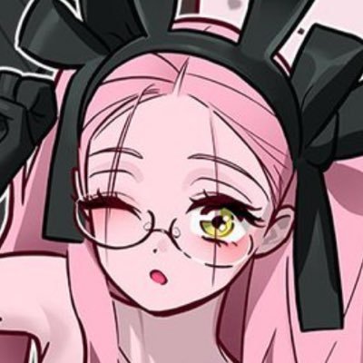 ShyniGhostie's profile picture. SOREY I’m scared of tweeting on public so I might not interact much