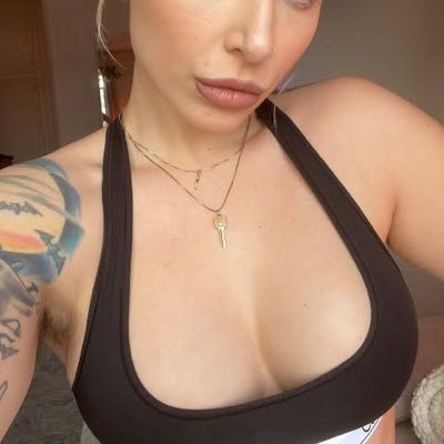 zarh770009's profile picture. I’m single