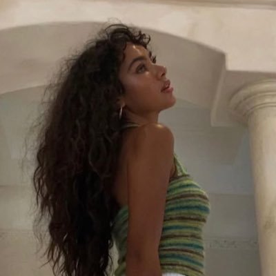 niicholasnaomii's profile picture. my sweet villain, my darling god