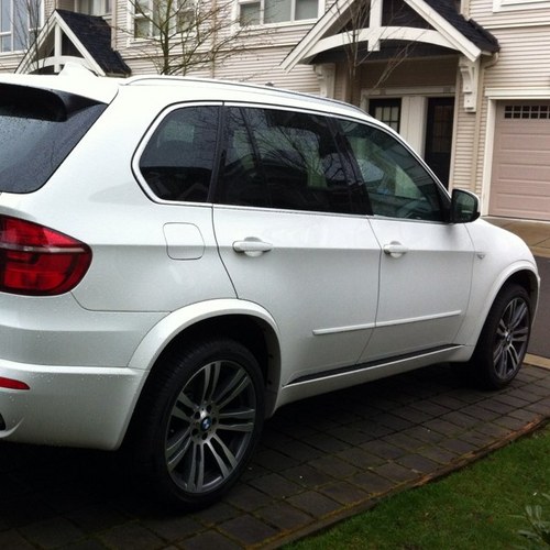 jkvaio's profile picture. 일본에서 대학을 나와 캐나다 밴쿠버에서 15년째 살고 있습니다. 인터넷관련 비지니스를 하고 있으며 자동차와 전자제품을 좋아합니다. 천재성은 없으나 창의력이 풍부했으면 하는 바램으로 살고 있는 애셋의 아빠입니다!