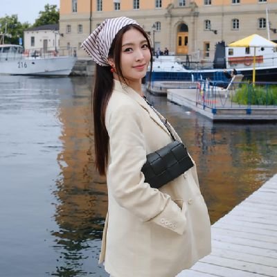 1.我是来自中国🇨🇳佛山市 😊
2.最喜欢收听的电台 #FJFernFlex1045 💚
3.我爱/支持以下实力演员🇹🇭 :
#fernynop #Filmthanapat #treporapat #pongnawat #yadarilya #titachayanit ❤