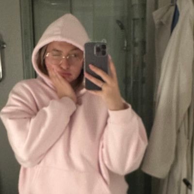 truenottrueAA's profile picture. що робиться , резервна сторінка