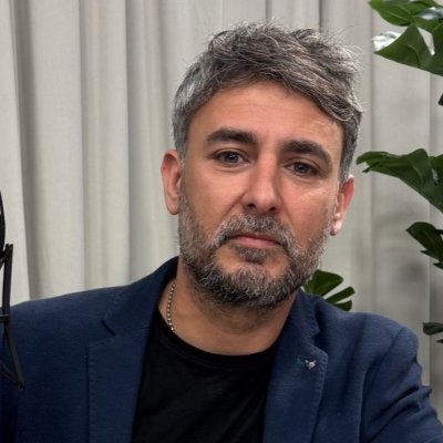 Hago periodismo en @INFOCIELO.
Acá opino sobre cosas.