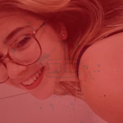 obcecada por series ❗️ jovem mistica 🤓 academica na UnB de EQ, futura especialista em manchas de sangue