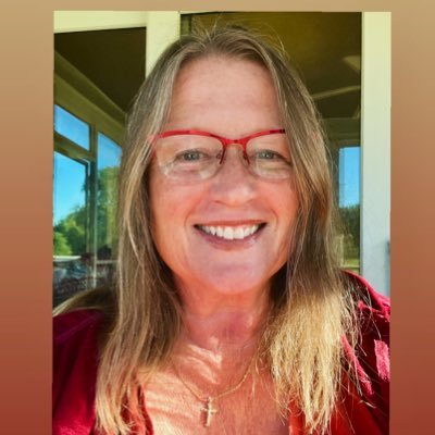 Wife @Terram_Novam. TLM. Grandma who strained my abs doing WWF moves on my granddaughter. Let me disappoint you now - I won't pass all your purity tests...