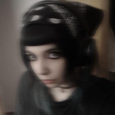 lesbian ace nb, antifeixista ✊🏻 país valencià ❤️🔥
(they/she) ·lvl 22· 🏳️🌈🇵🇸