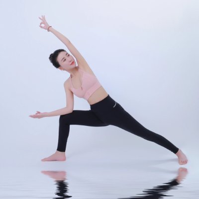 Jaycxoltgn's profile picture. Painting my world with imagination and color 🎨”