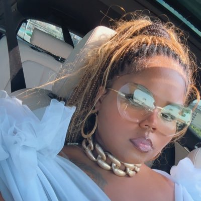 Prettybri_90's profile picture. 