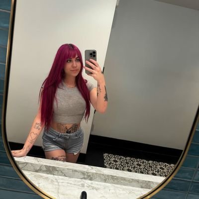 trashleybb4's profile picture. 🔞+18creator 
Single Mom
Lonely🖤