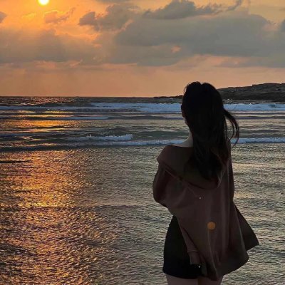 aphud17118621's profile picture. Less but better, 少ないほど豊か。