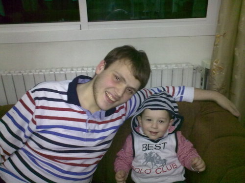 areftakriti's profile picture. 