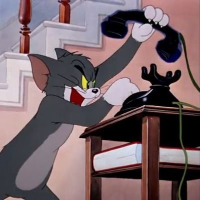 blacky_strow's profile picture. curesd seens that time 🐈‍⬛