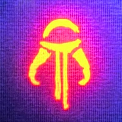 42歳(男)/大阪南河内/設備管理/マンダロリアン大好き。SWCJお疲れ様でした🙇🏻✨ 色んな方とお会い出来て感無量です😭 描くの下手ですが、イラストや絵を眺めるのが大好きです👀✨ SWもEP1のコンセプトアートの世界観に魅せられたのが入口です😅