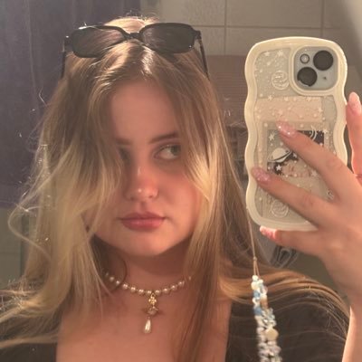 trop dur d’être cool je devrais arrêter / girlie journaliste et bdp (bandeuse de pixels)