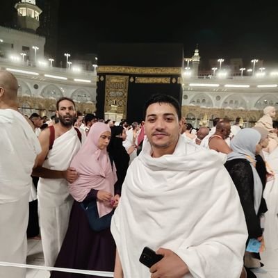 { فَقُلْت ُ اسْتَغْفِرُوا  رَبَّكُمْ  إِنَّه ُ كَان َ غَفَّارًا }

Accountant