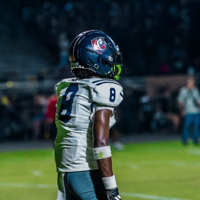 5’10 160 HandCuffer | 26’ CB/WR | Track | Football Choctaw County High School | PH: 662 - 861 - 9827 | 4.48 40 Yard Dash Time 3.5 GPA. |