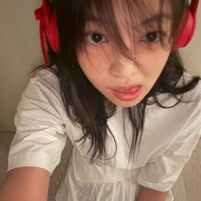 -     愛       i love Jenn.