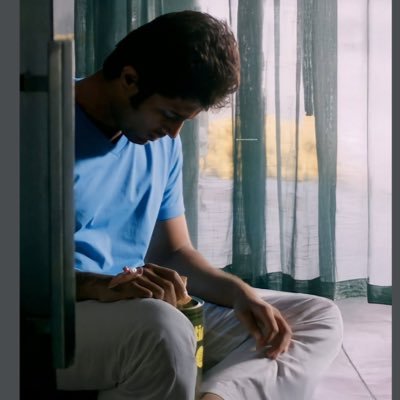 Madhan_Twitz's profile picture. தல (அஜித் ) தலைவன் (தோனி) மட்டும் 
வேற எழுத நேரம் இல்ல