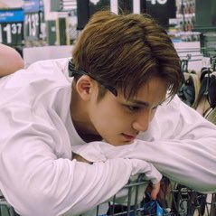 one brain cell and it's thinking about #민규 🍉 did u read the #marmstimes today?