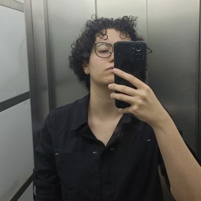 calaloveszuko58's profile picture. Yoldan geçen random slayt muhendisi zukosever bir fenerli