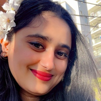 म यस्तै छु संगत गर्नेलाई सरल अनि देखेर मूल्यांकन गर्नेलाई जटिल 😊😊