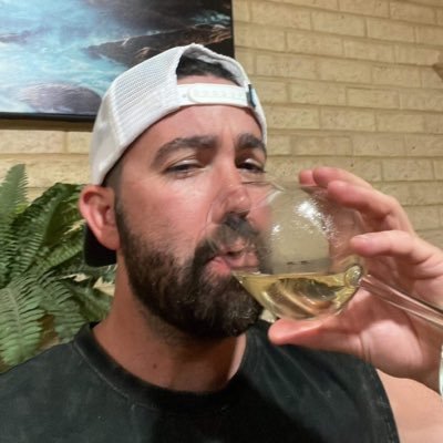JamesMo78530101's profile picture. 