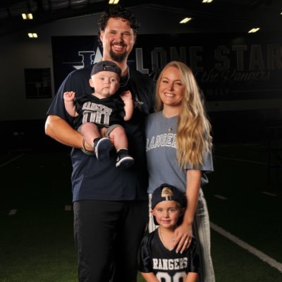 Offensive & Recruiting Coord. | QBs | Lone Star HS | DBU Baseball Alum | Married to the Real Coach Gilly | Dad to GWG & TRG | Believer | Co-Founder Tx Line C&C