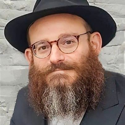 chanankrivisky's profile picture. Rabbi. Spiritual Guide & Community Leader @MiYaDChabad. 
w/ awesome wife & enough kids to fill a @Tesla Robovan.
Yes, I can hit the curveball.
Moshiach Now 💥