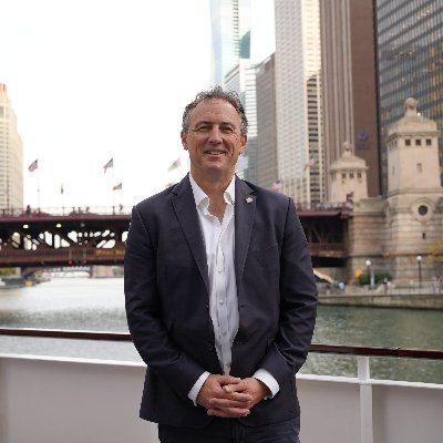 From Merseyside, Founder of award winning PR firm Polaris Media. Maritime ⛴ engineering specialist. VP of Chicago Propeller Club Author of PR book Making Waves