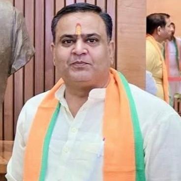 संयोजक लक्ष्मीनगर विधानसभा । पूर्व उपाध्यक्ष शाहदरा जिला @BJP4Delhi |पूर्व उपाध्यक्ष युवा मोर्चा @BJP4Delhi | पूर्व मंत्री युवा मोर्चा @BJP4Delhi | स्वयंसेवक 🚩