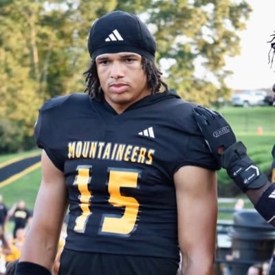 williamvaughn99's profile picture. WR/TE 6’4 231 GPA 3.1 Kings Mtn High School, Kings Mtn, NC. email: vaughntex@gmail.com phone: 704-685-4992 BENCH:315 40: 4.5 Deadlift:585 NCAA ID: 2502507352