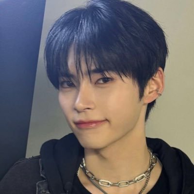 yoohculto's profile picture. izone blackpink zb1 deukae wjsn tripleS