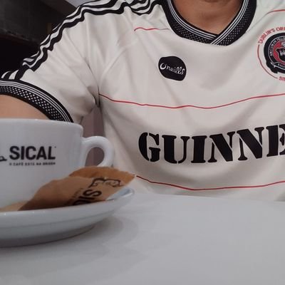 Comic Sans, Capuccino, #footballshirts & Cheese lover
#vampiraSOLTAnaCIDADE forever