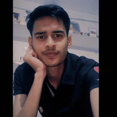TarunMishra793's profile picture. निगाहें नाज़ करती है फलक के आशियाने से,रूठ जाता है ख़ुदा भी किसी का दिल दुखाने से!!😔